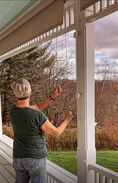 Exterior Shade, Insolroll, Chain Operation, Oasis 2600 in White/Grey, 3% Openness